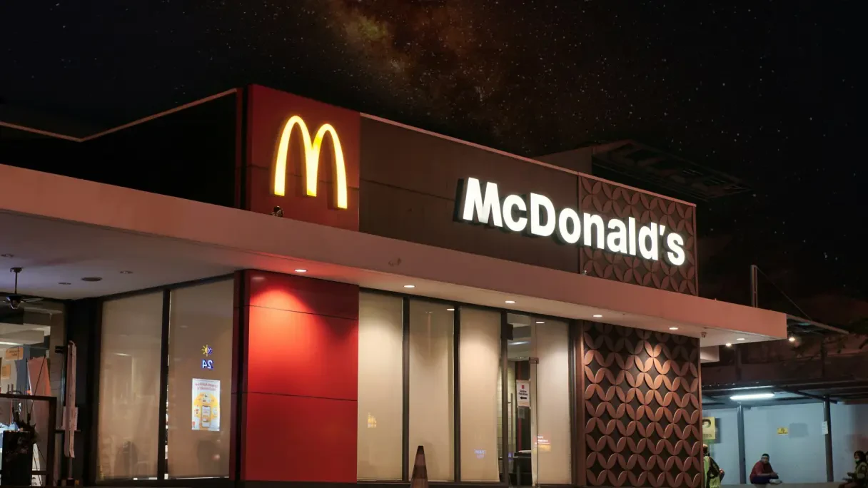 McDonald’s in twaalf jaar niet zo goedkoop geweest: tijd om in te stappen?