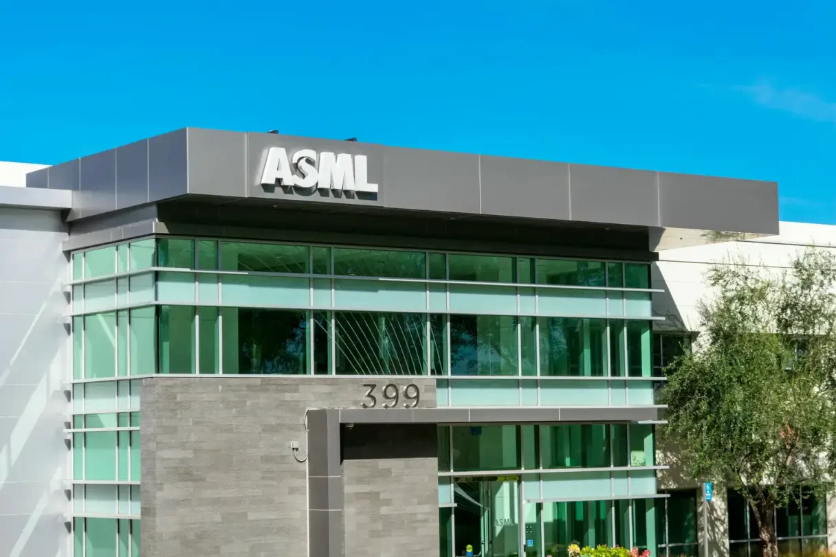 Dit is waarom wij het koersdoel voor ASML wijzigen