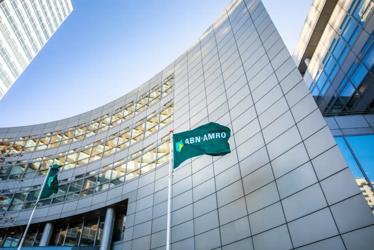 Hallo, is er dan helemaal niemand die ABN Amro wil hebben?