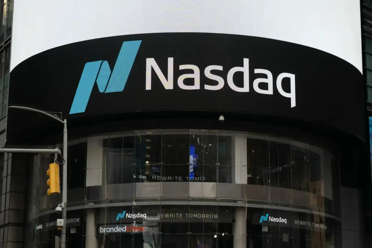 Waarom wij peperdure Invesco Nasdaq 100 ETF 'gewoon' kopen
