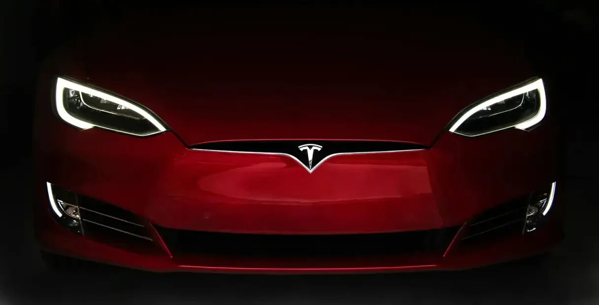 Baanbrekende technologie Tesla is onderweg