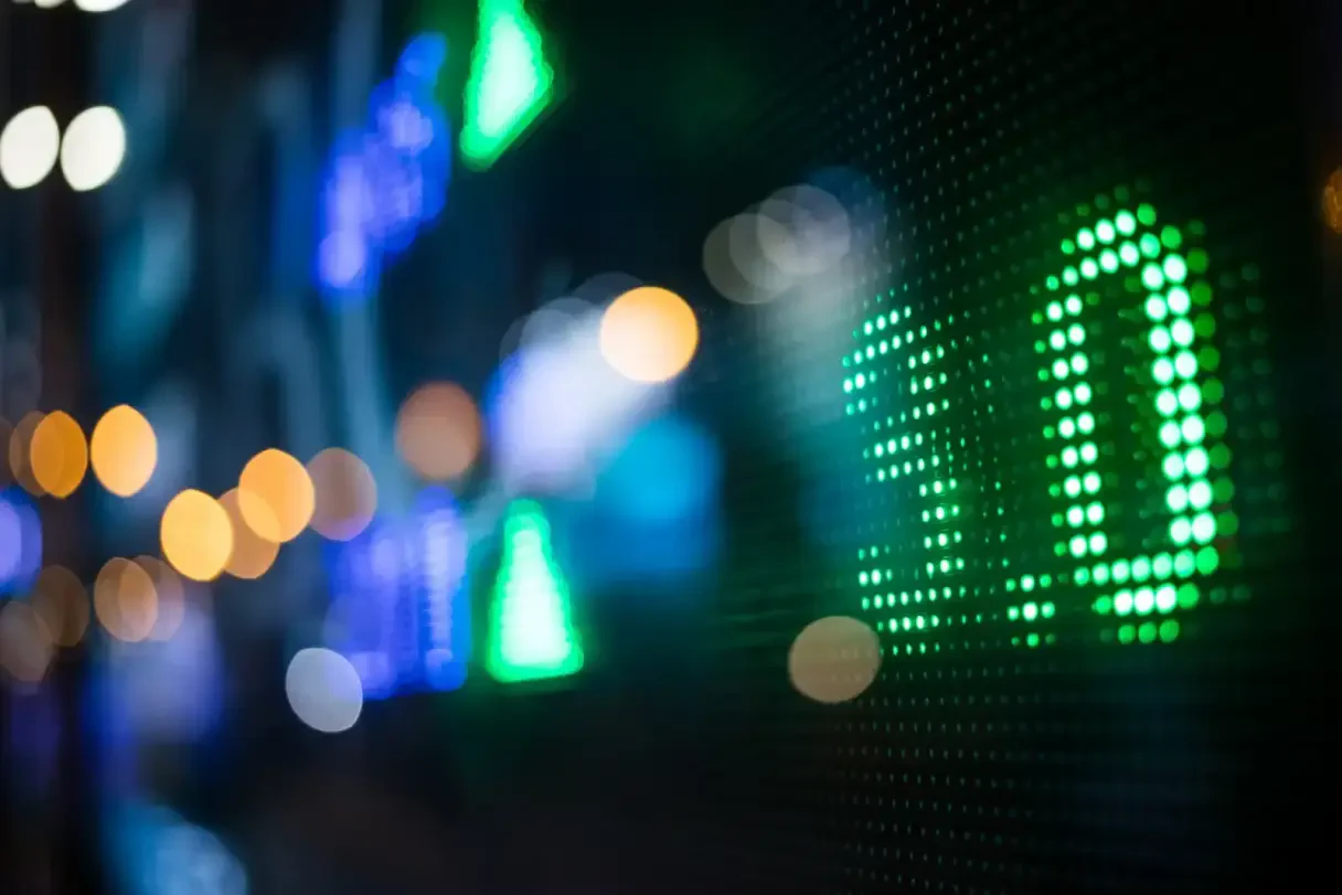 Nedap knalt tegen de markt in omhoog