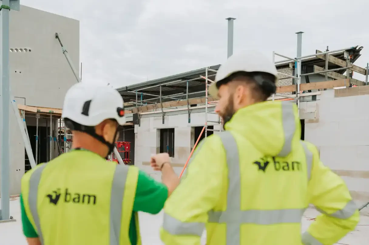 Heijmans versus BAM: welke bouwer verdient de voorkeur?